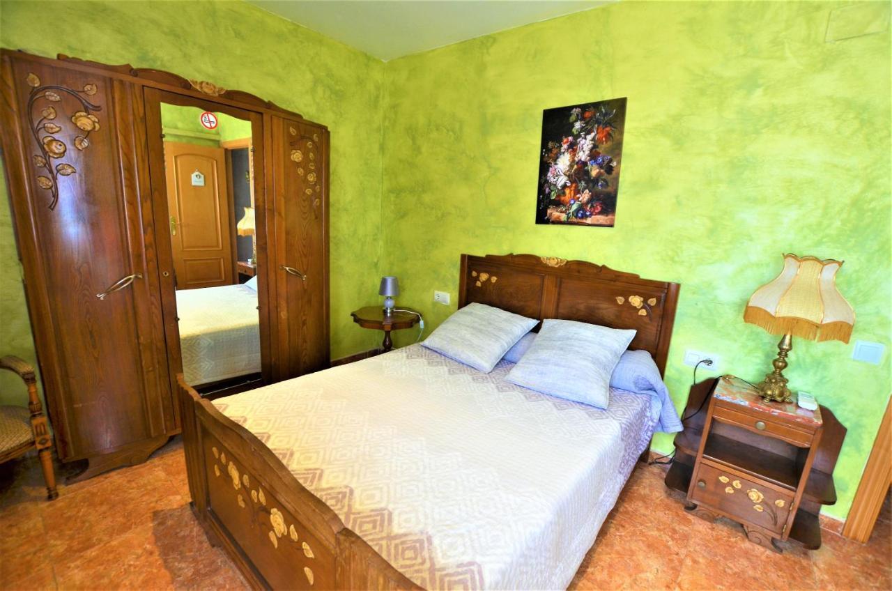 Villa Olombel Massanet De La Selva Luaran gambar