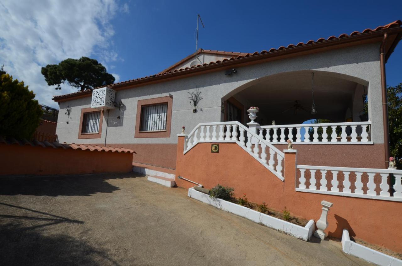 Villa Olombel Massanet De La Selva Luaran gambar